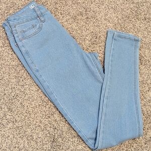 No Boundaries Women's Light Blue Skinny Jeans